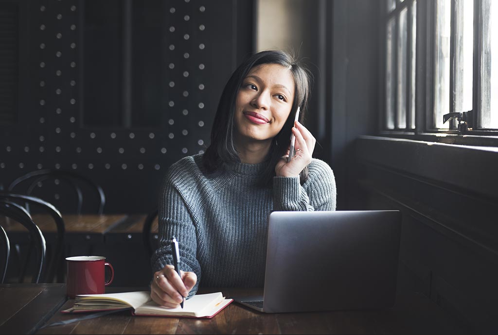 home-3-boxed-image-right-d p